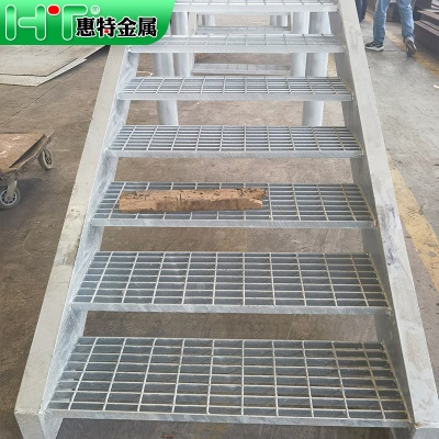 供应钢结构楼梯钢结构坡道雨棚钢结构过道走廊室外改造钢结构成品